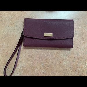 Kate Spade small wristlet- burgundy